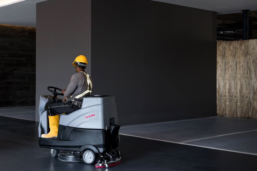 Ride on automatic scrubber dryer machine.