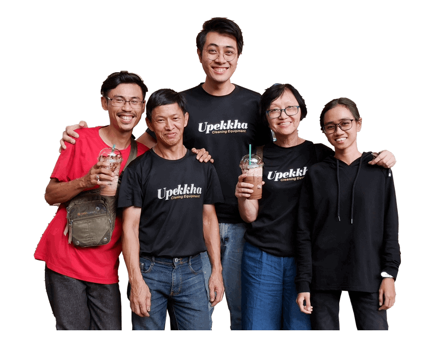 5 smiling Upekkha personnel